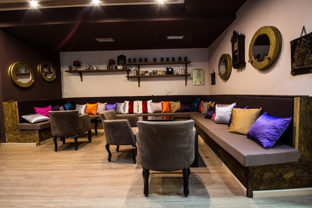 טיראנה Hotel Eagle מראה חיצוני תמונה