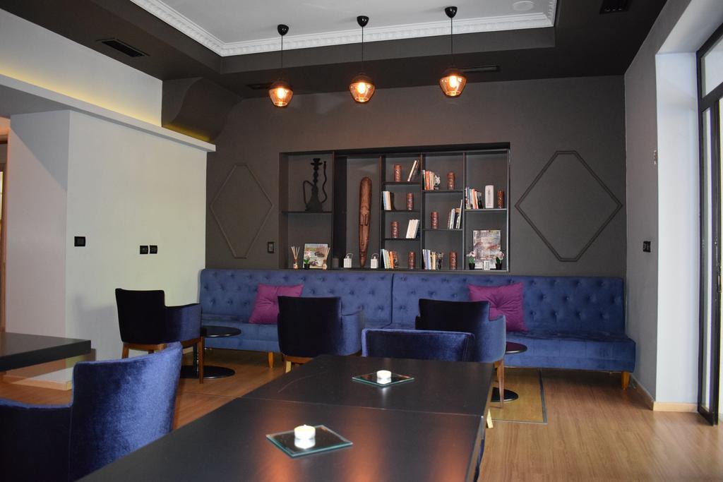 טיראנה Hotel Eagle מראה חיצוני תמונה