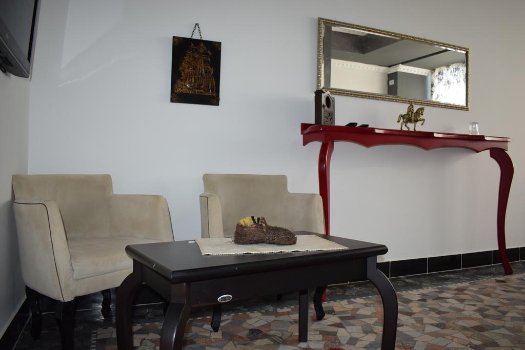 טיראנה Hotel Eagle מראה חיצוני תמונה