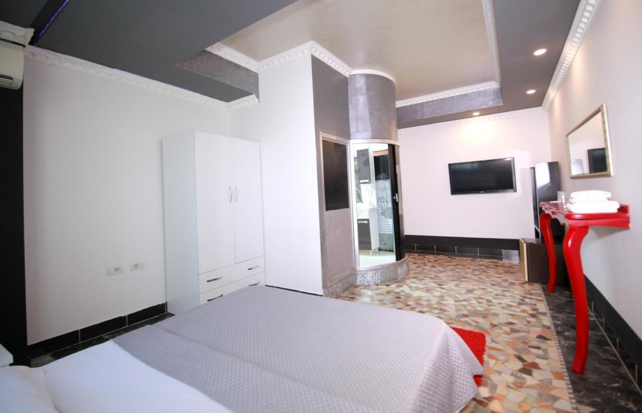 טיראנה Hotel Eagle מראה חיצוני תמונה